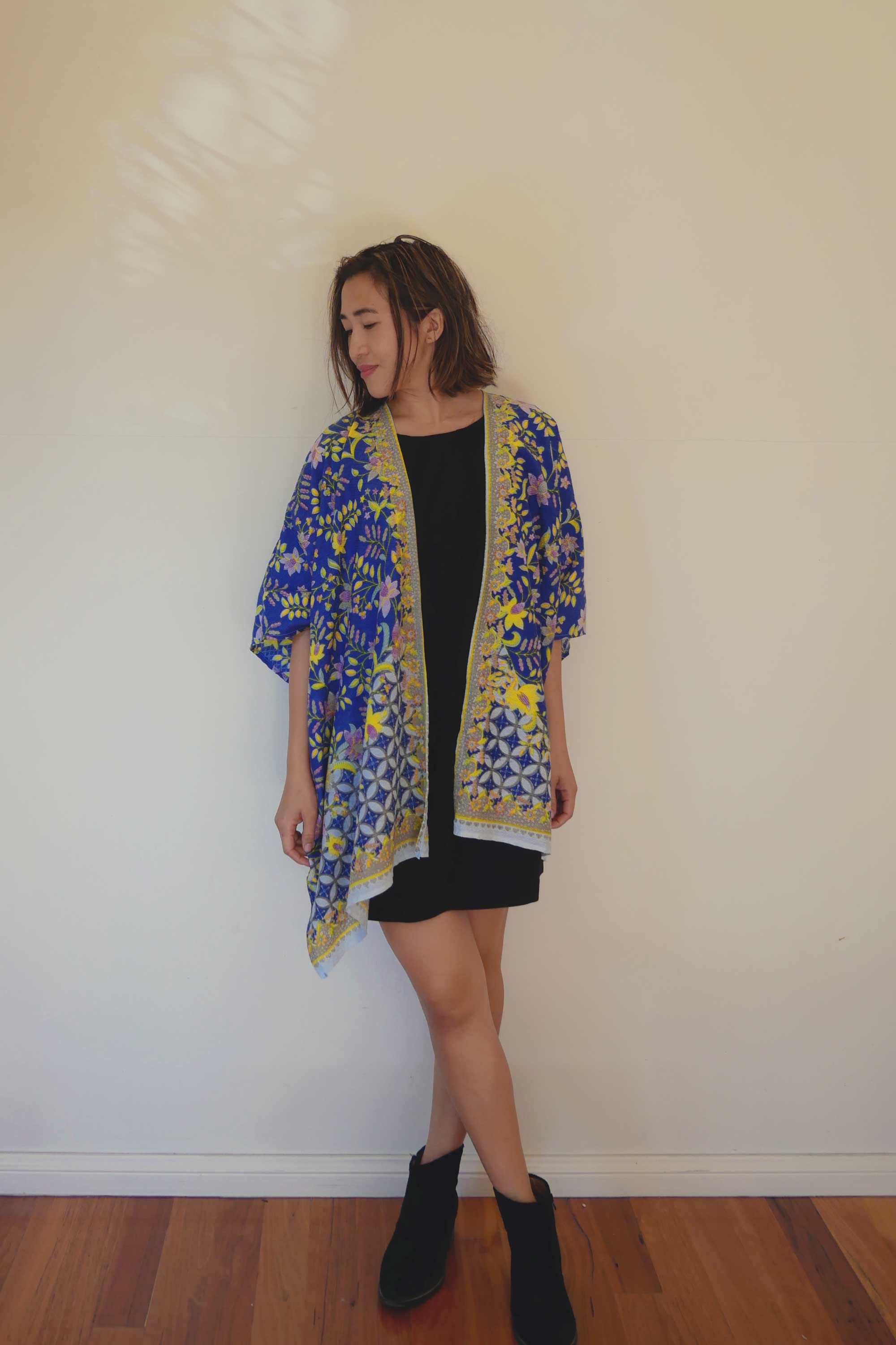 Kimono Sewing Pattern | Sew a kimono jacket with this easy sewing pattern. Also includes kimono outfit ideas. Kimono outfit summer, kimono outfit jeans and kimono outfit casual. More pics at www.sewinlove.com.au