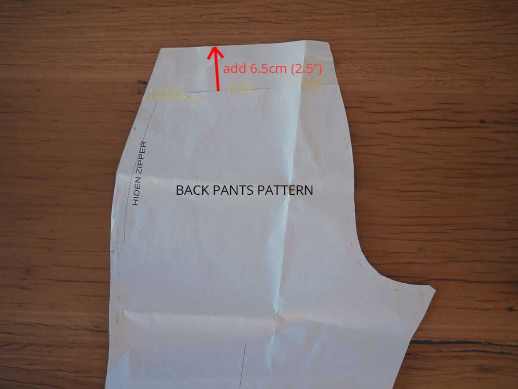 DIY High Waisted Wide Leg Pants - A free tutorial (with video!) to show you how to increase the crotch length to make your own high waisted wide leg pants sewing pattern. Get started over at https://www.sewinlove.com.au/2019/08/01/high-waisted-wide-leg-pants-sewing-pattern/